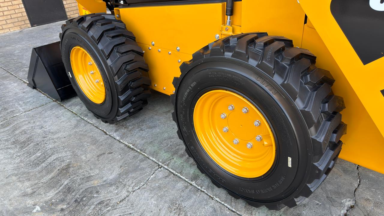 SANY Skid Steer - Image 6