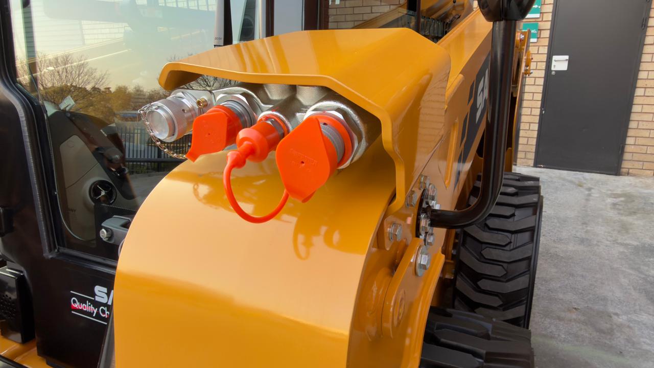 SANY Skid Steer - Image 9
