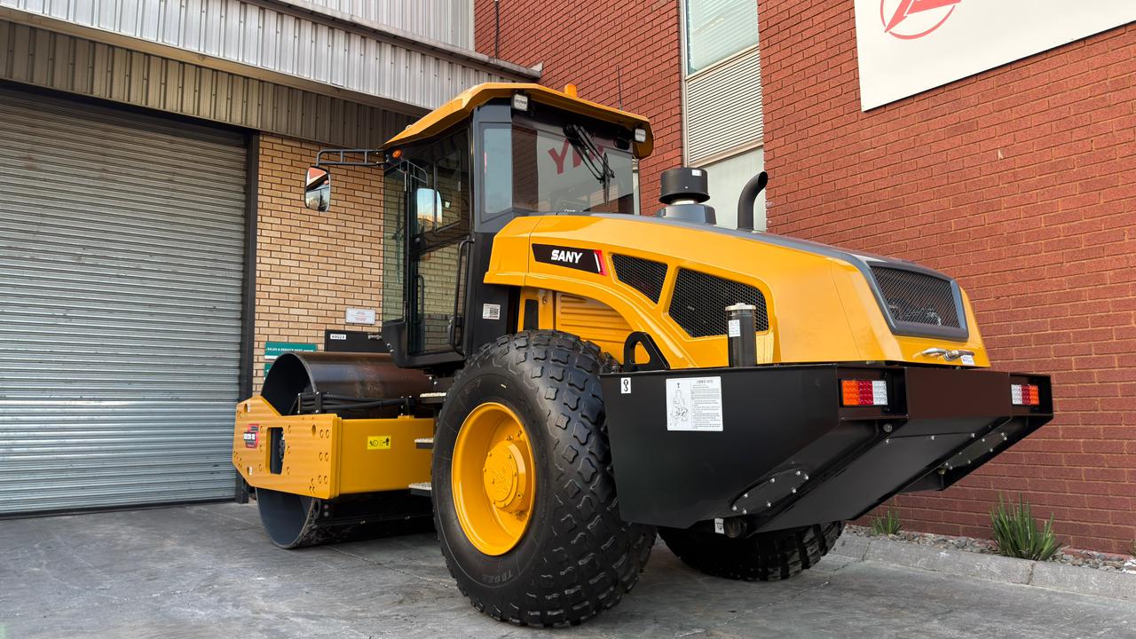 SANY Smooth Drum Roller - Image 4